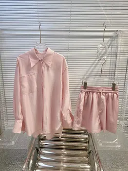 202323 Новый розовый солнцезащитный костюм, маленькая свободная версия рубашки с эластичными шортами выглядит стройно и универсально