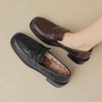 Основные лоферы Heihaian 2023 Подходит для зимы Новая коричневая одинарная обувь с круглой головой Простая обувь в стиле ретро для женщин